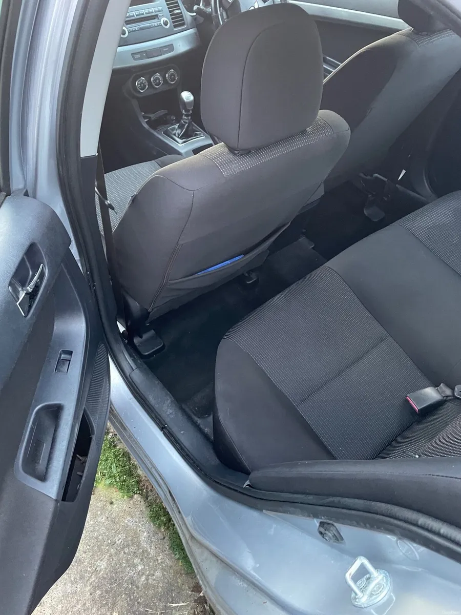 Mitsubishi Lancer 2012 - Image 1
