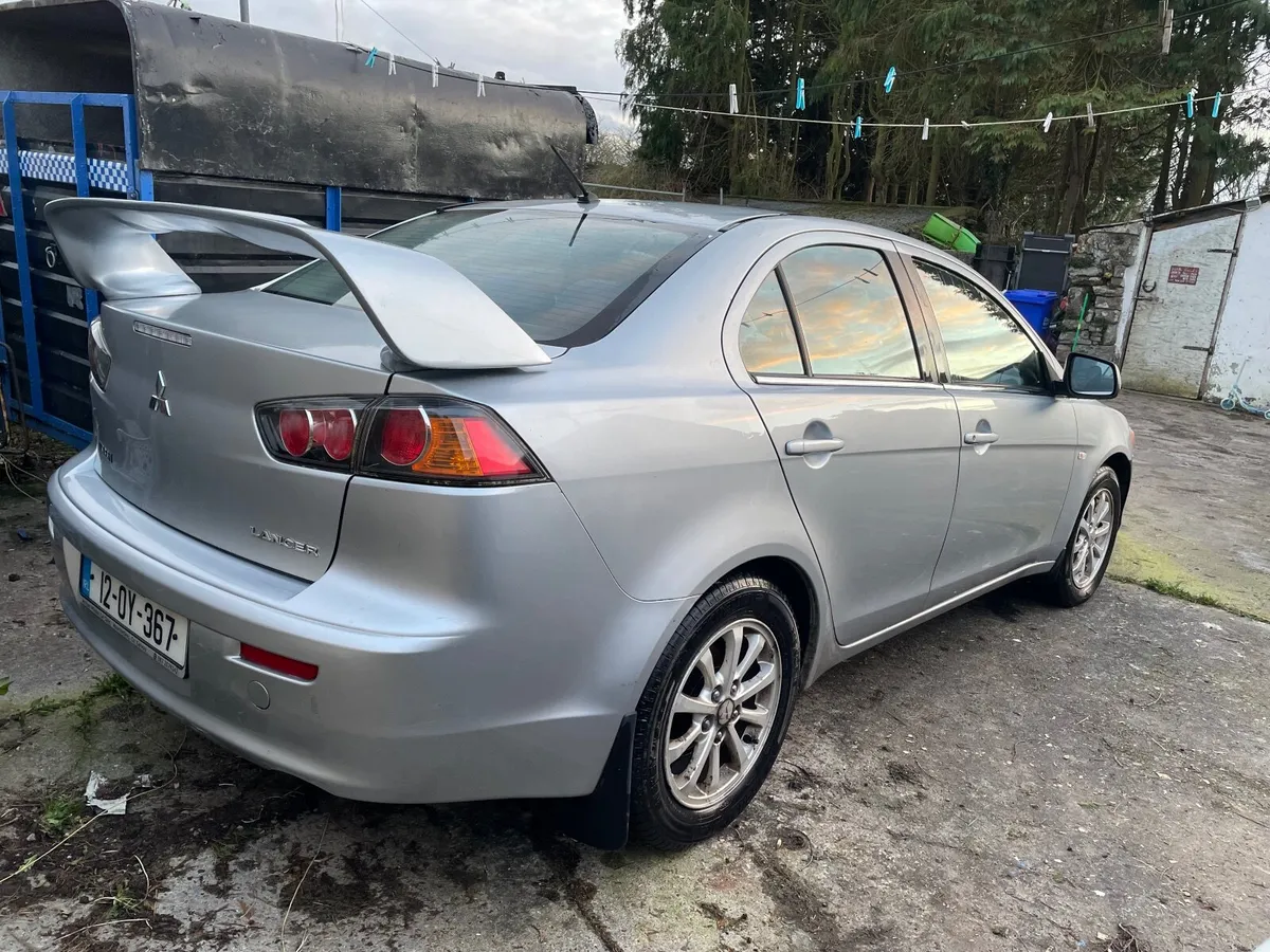 Mitsubishi Lancer 2012 - Image 5