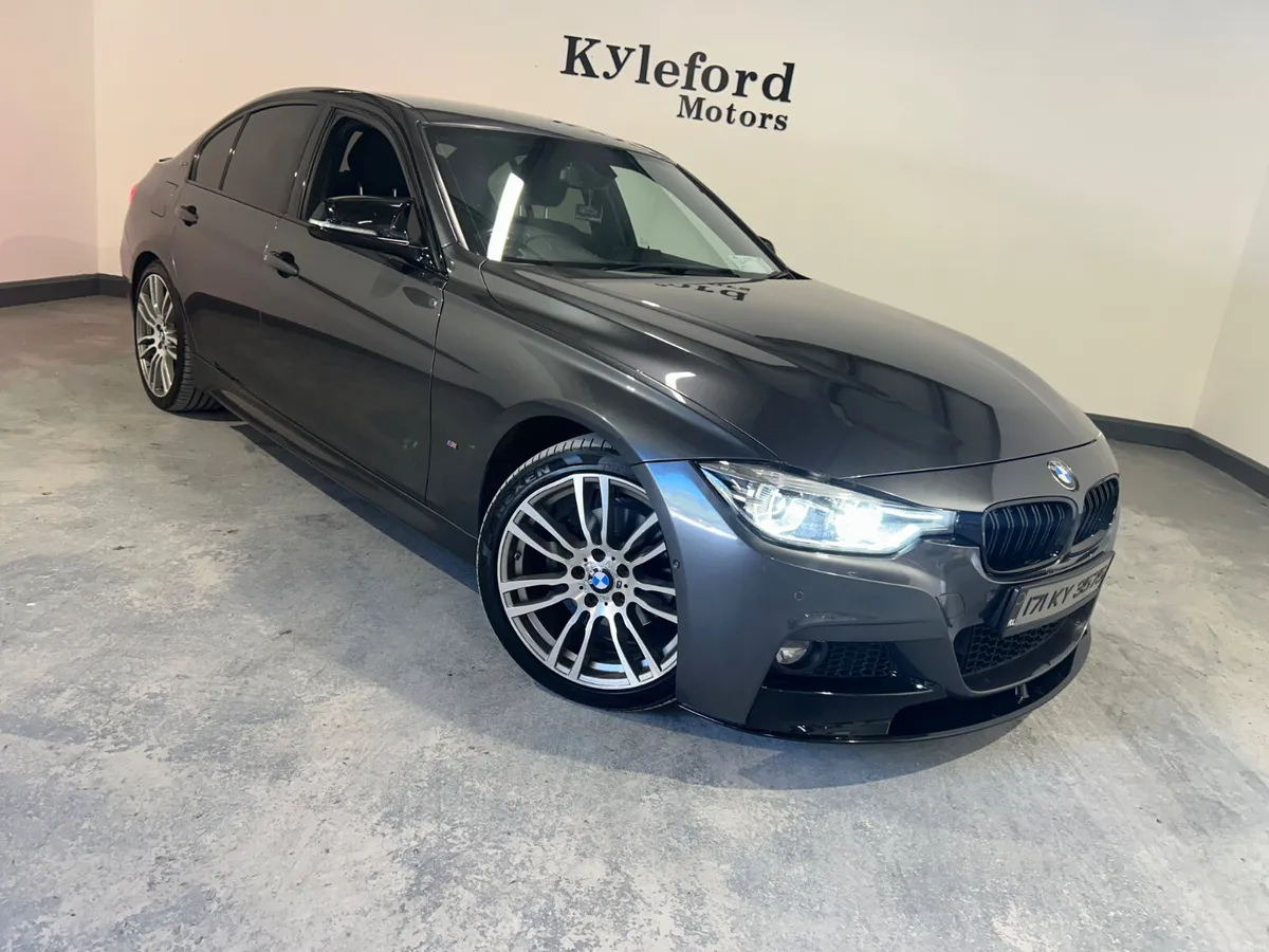 BMW 3-Series 2017 - Image 2