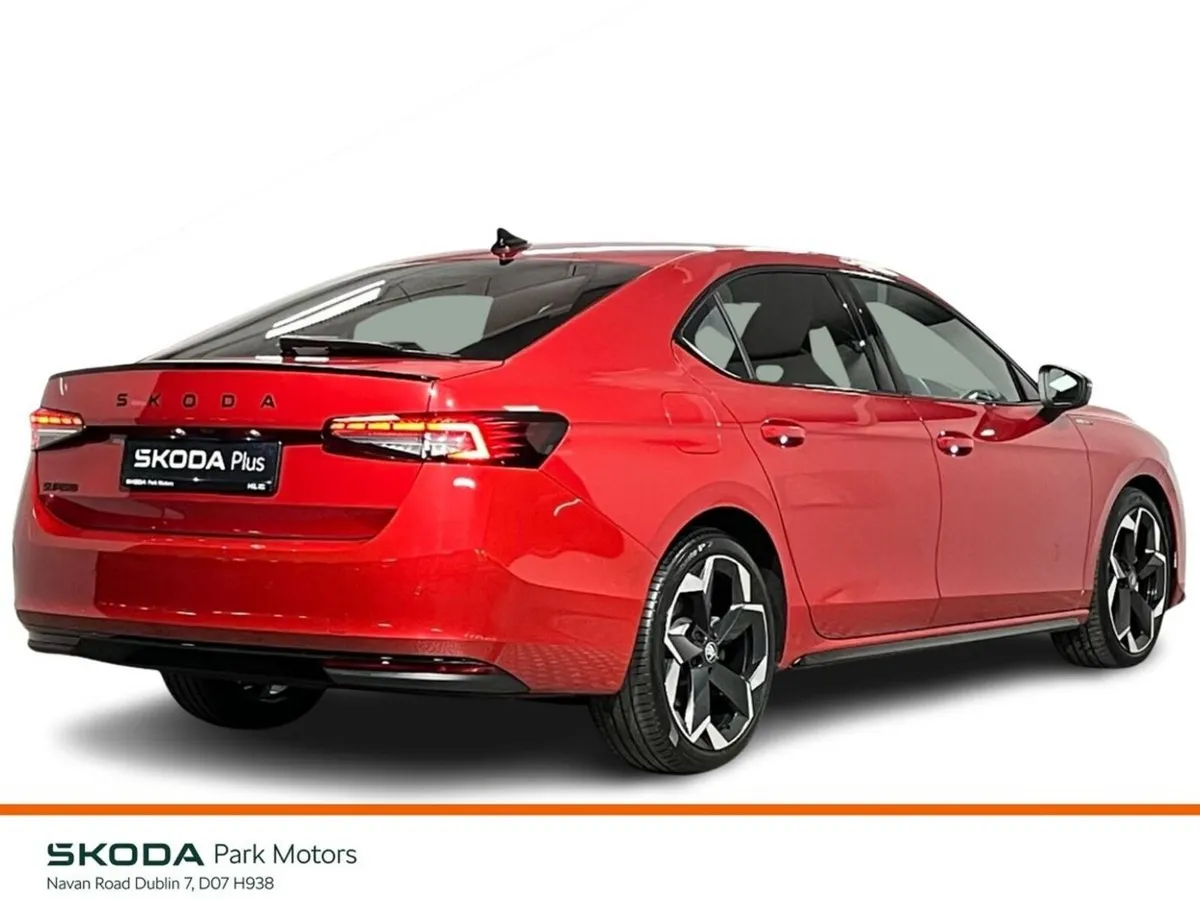 Skoda Superb Sportline DSG 2.0 TDI 150BHP - Revers - Image 3