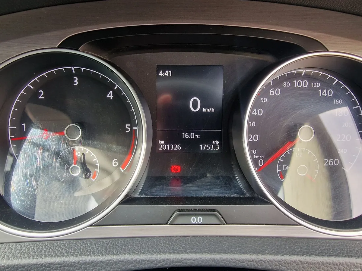 Volkswagen Golf 2015 - Image 2