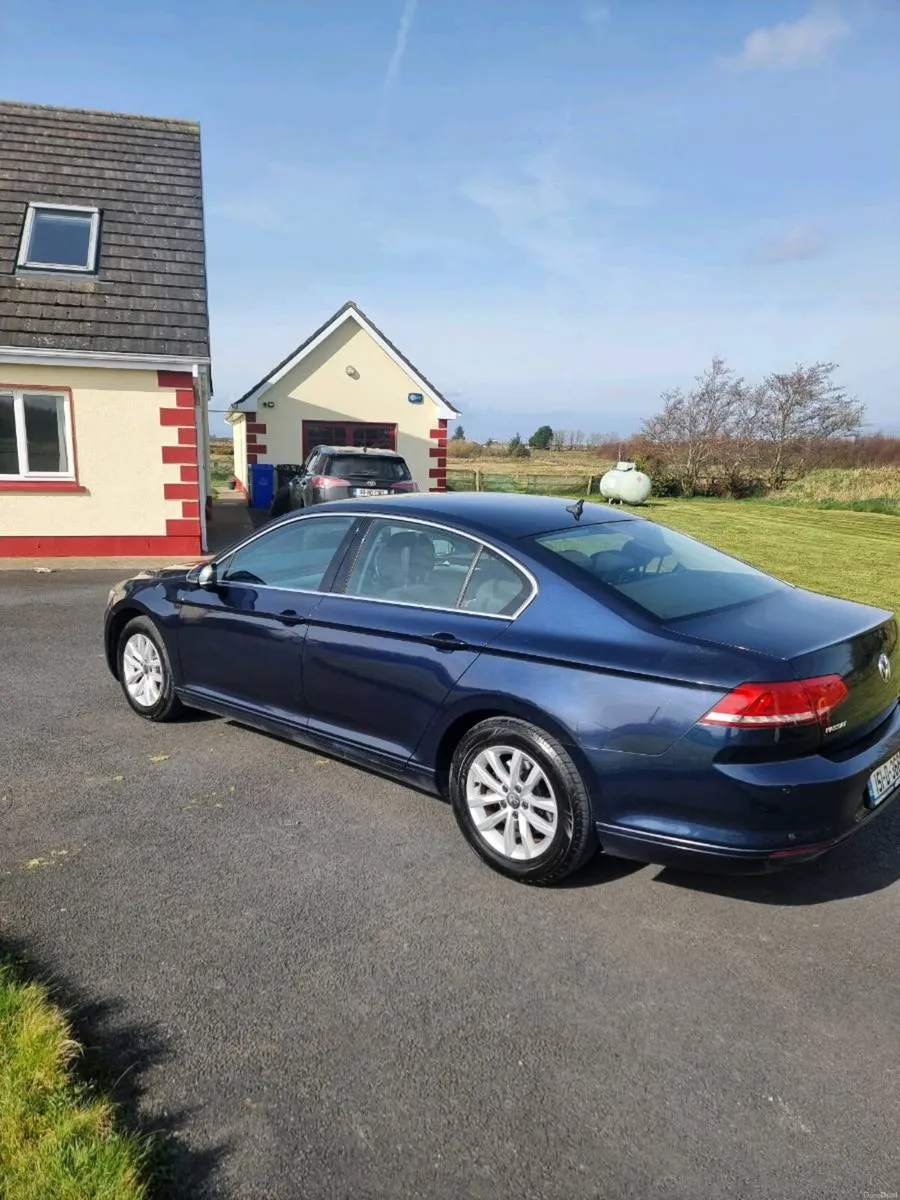 Volkswagen Passat Comfortline - Image 3