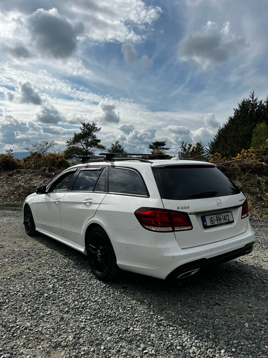 E220 amg night edition - Image 4