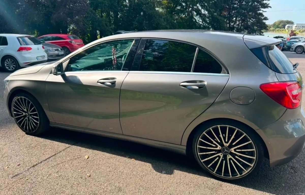 Mercedes-Benz A-Class 2015 - Image 4