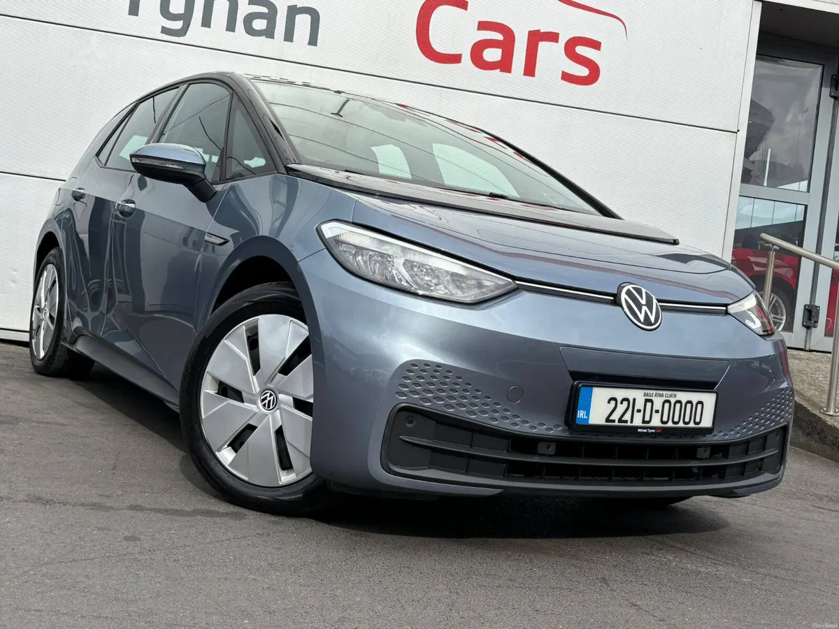 2022 VW ID.3  Pro 58kwh, CarPlay, Heated Seats - Image 4