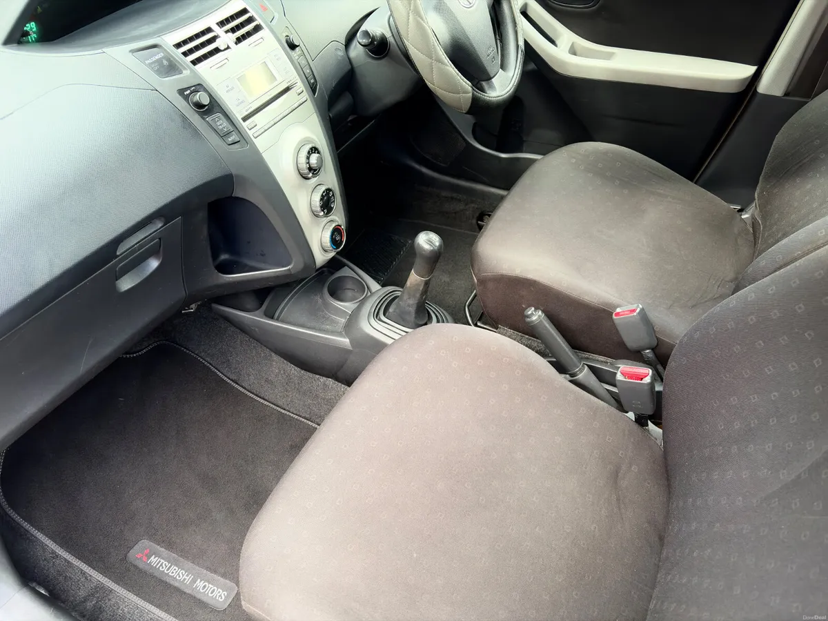 Toyota Yaris 2006 1.0 Petrol new nct 5/27 - Image 4