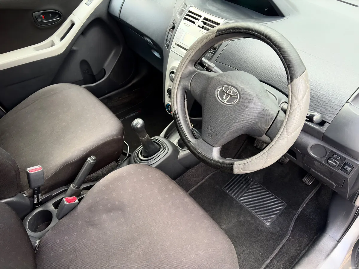 Toyota Yaris 2006 1.0 Petrol new nct 5/27 - Image 2