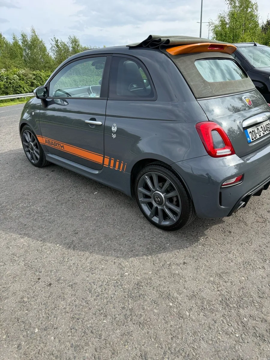 Abarth 595 tourism 165 bhp convertible - Image 3