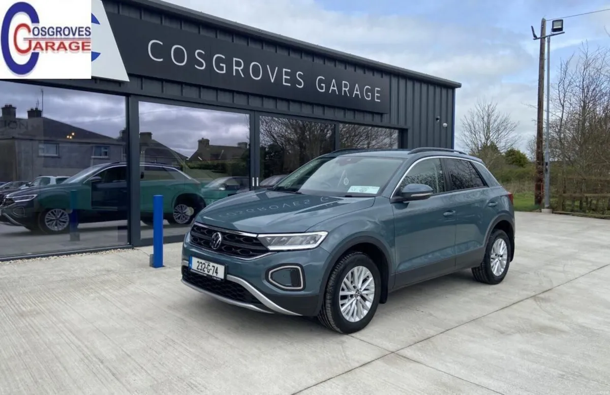 2023 Volkswagen T-Roc 2.0tdi - Image 1