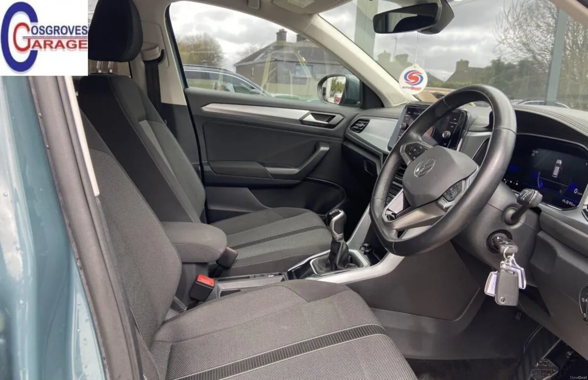 2023 Volkswagen T-Roc 2.0tdi - Image 3
