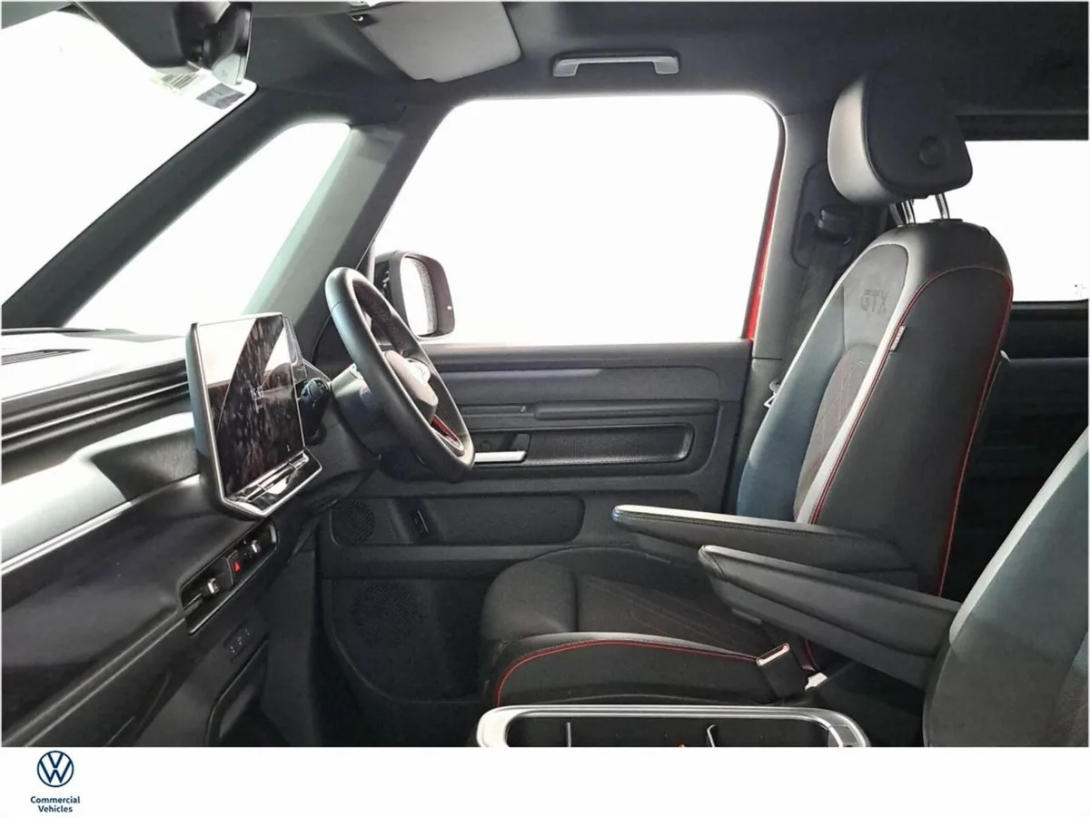 Volkswagen ID.Buzz GTX 4MOTION 340BHP  LWB - Image 4