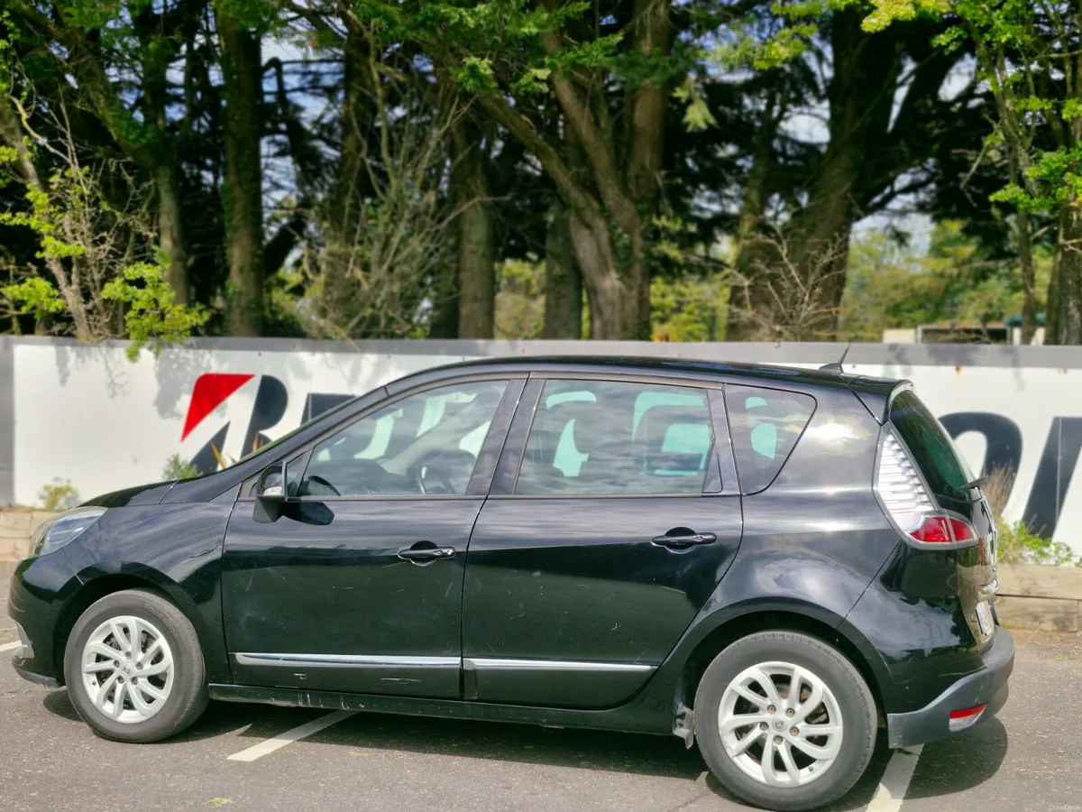 Renault Scenic 1.5 DCI DYNAMIQUE NAV - Image 2