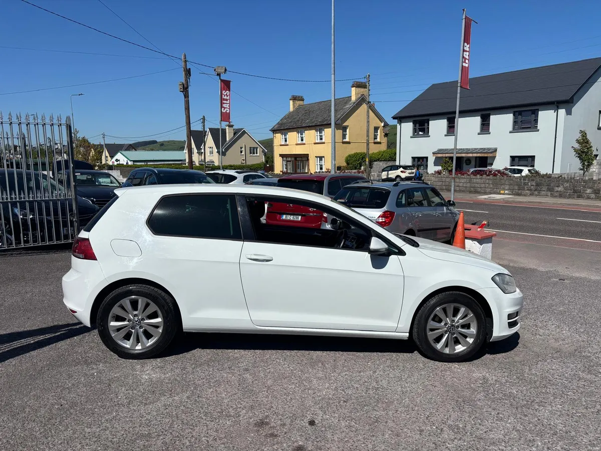 Volkswagen Golf 2014 PETROL 1.2TSI  NEW TBELT - Image 4