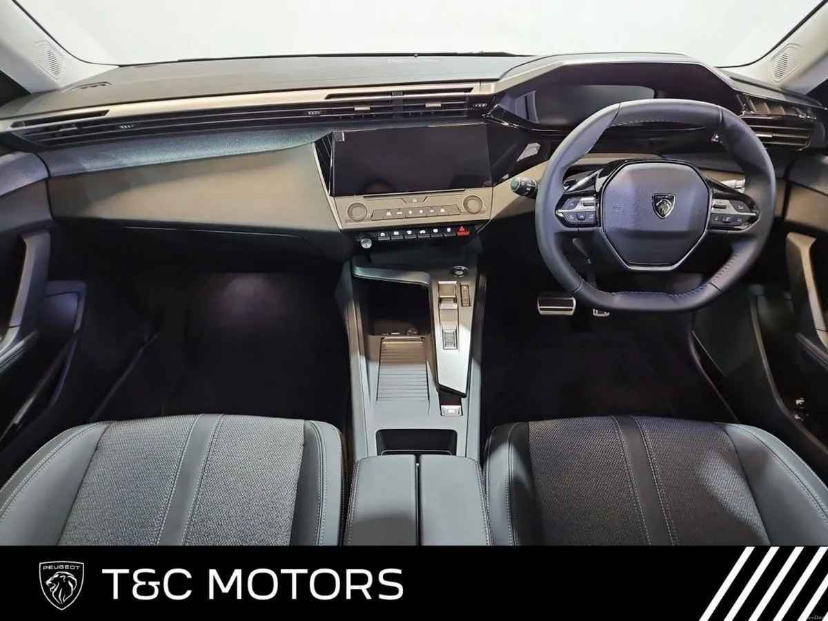 Peugeot 408 MHEV 145BHP e-DCS6 Allure Auto - Image 3