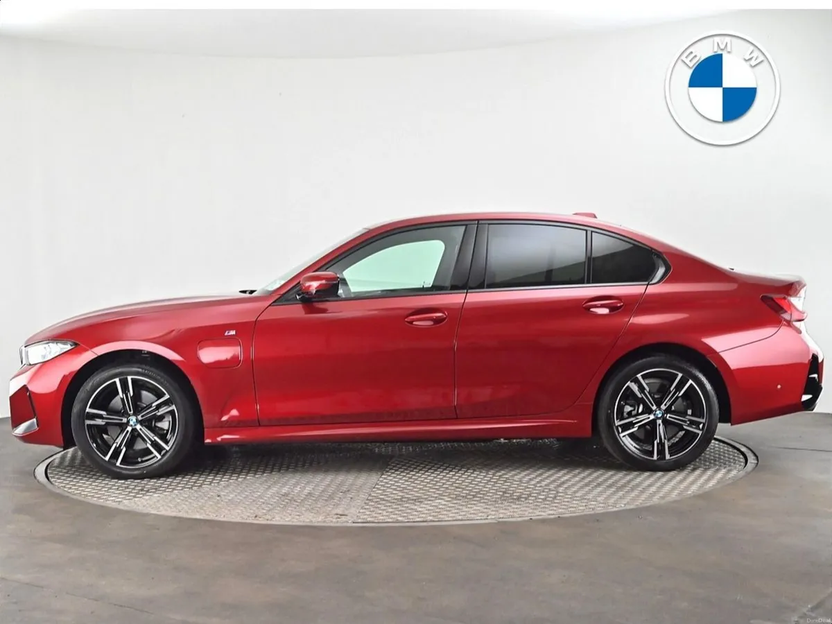 BMW 3-Series 330e M Sport Saloon - Image 3