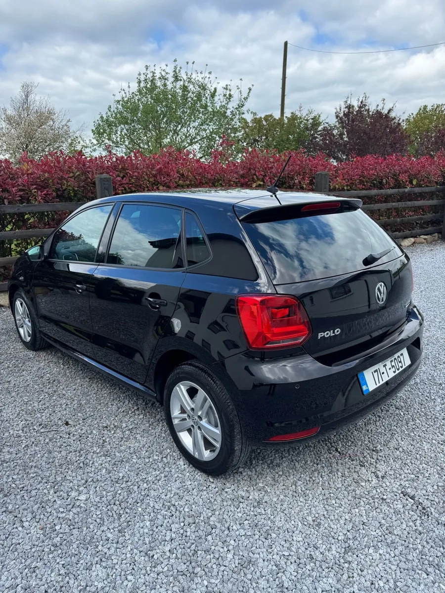 2017 Volkswagen Polo - Image 3