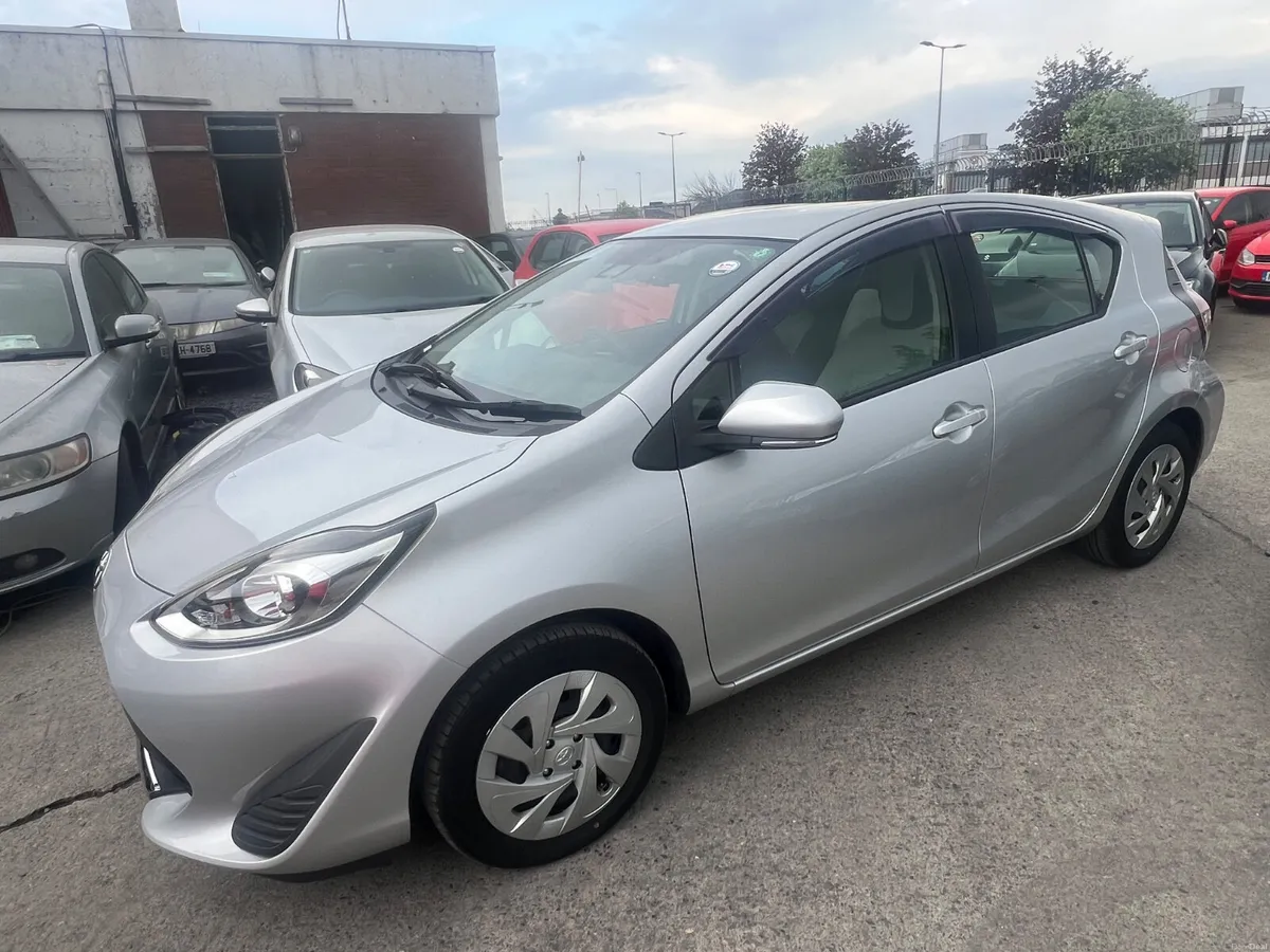 2020 Toyota Aqua 1.5 Hybrid  Automatic / New Nct - Image 5