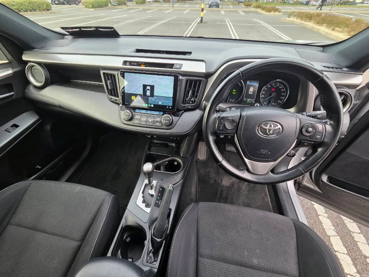 Toyota Rav 4 Hybrid Sol AWD - Image 4