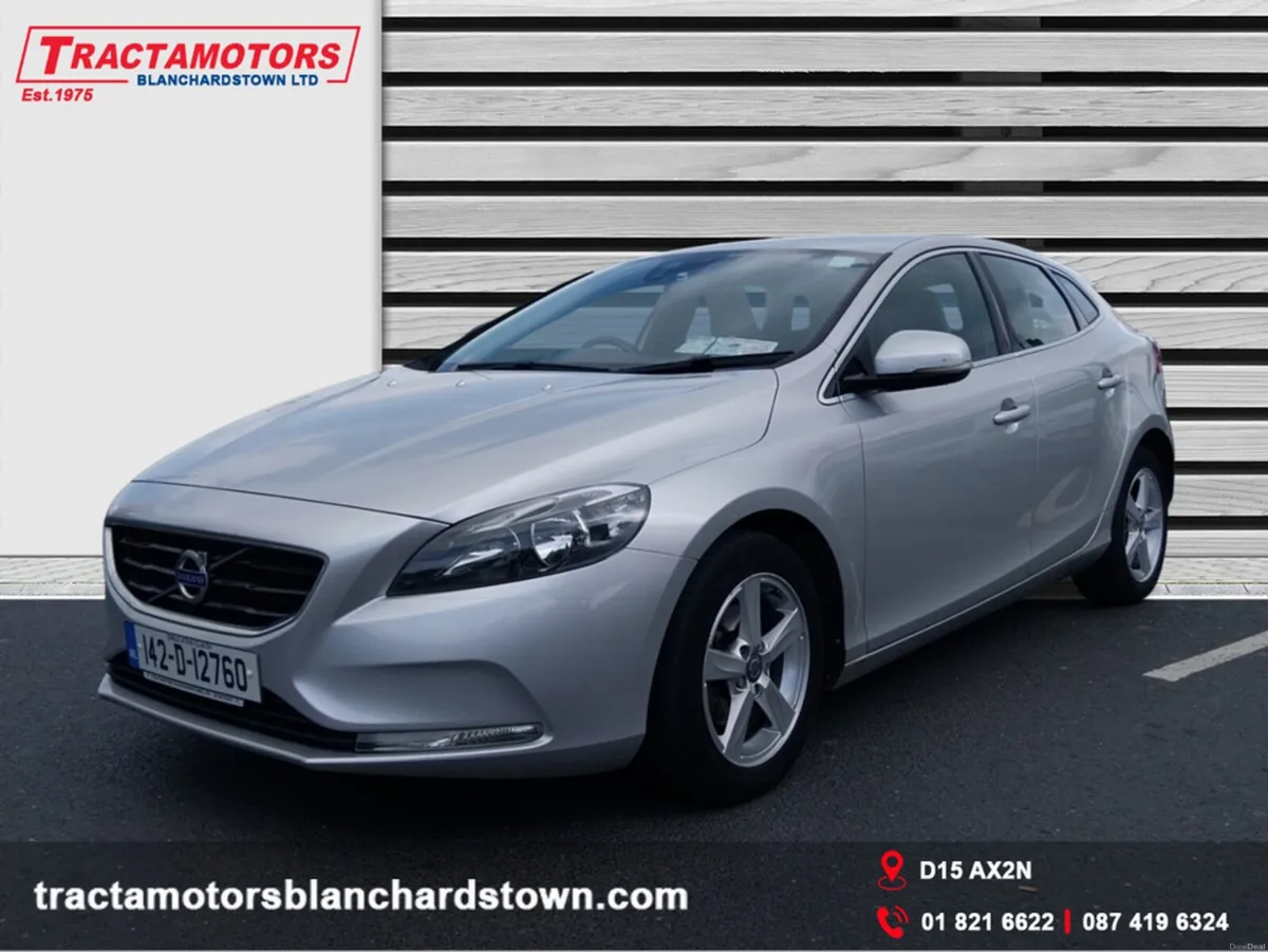 Volvo V40 D2 SE 5DR - Image 1