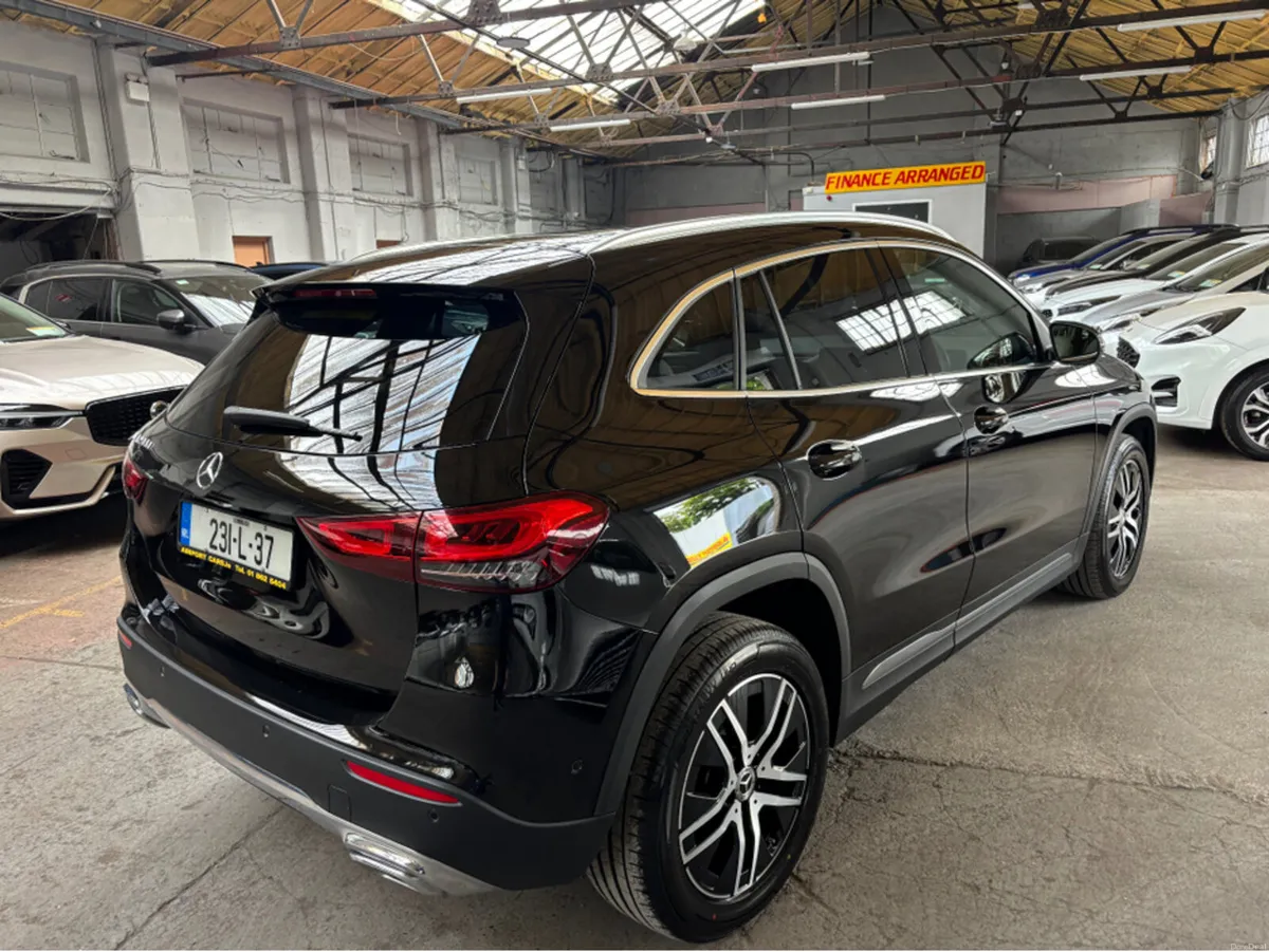 Mercedes-Benz GLA 200 D 5DR AUTO - Image 4
