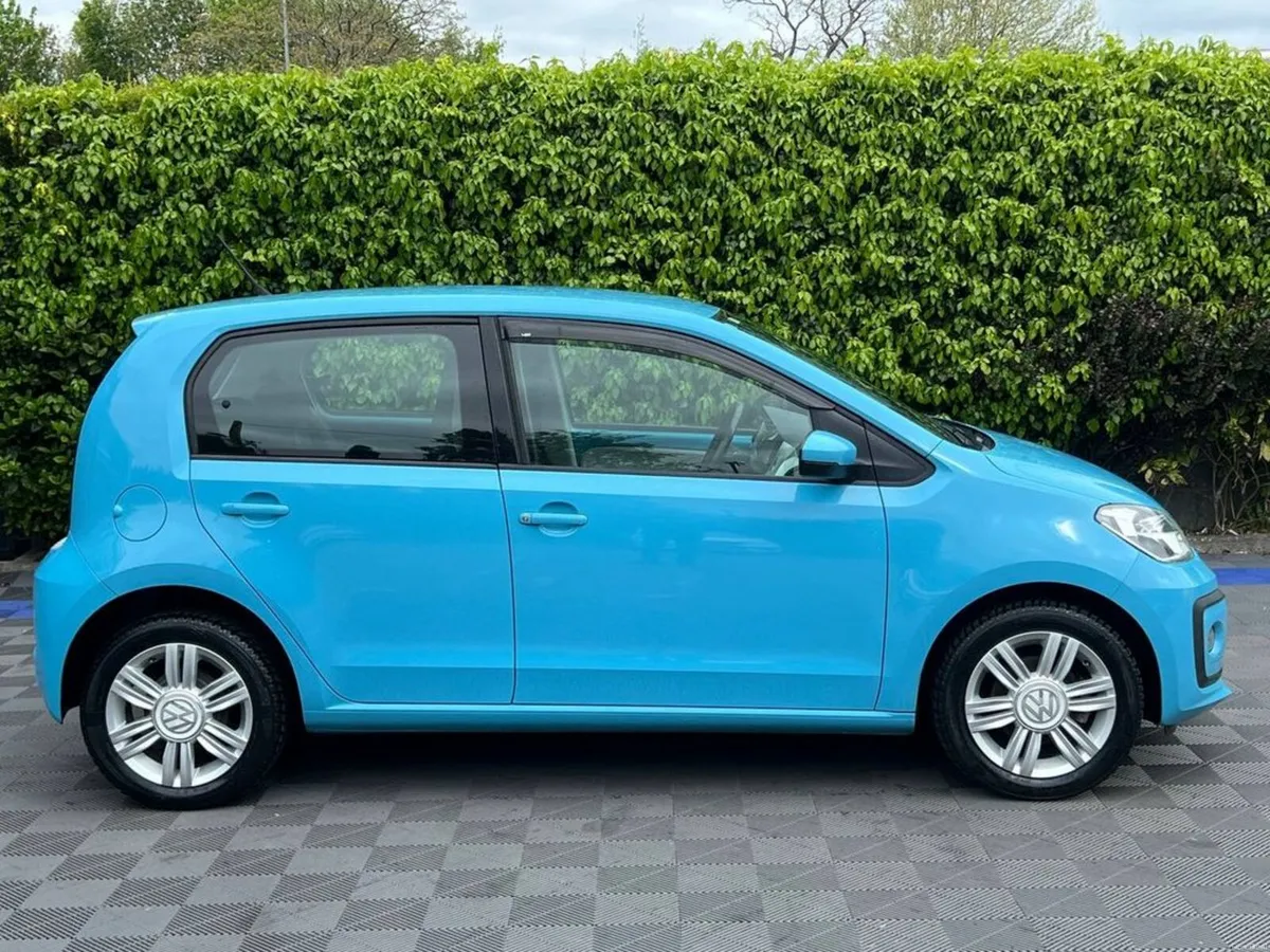 Volkswagen up! 1.0 TSI // HEATED SEATS // PARKING - Image 2