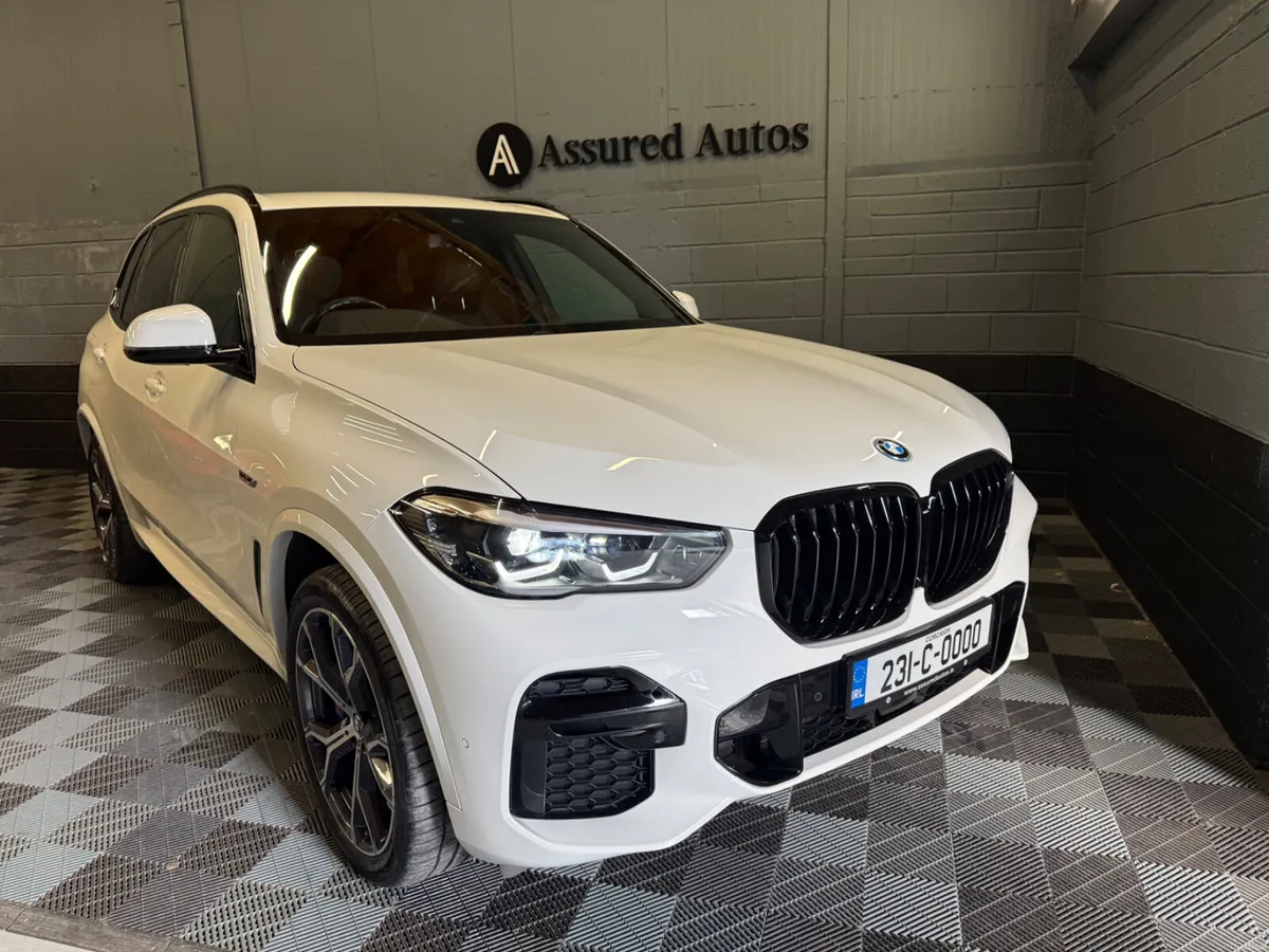 231 BMW X5 45E M-Sport - Image 1