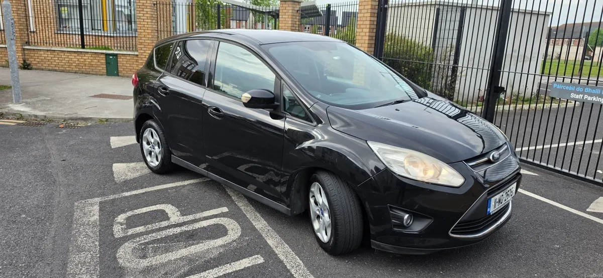 Ford C-Max 2011 - Image 1