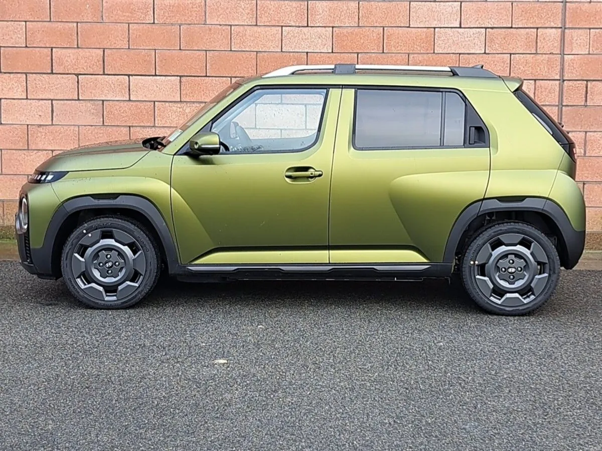 Hyundai INSTER Cross Elegance 49 Kwh Battery. - Image 3