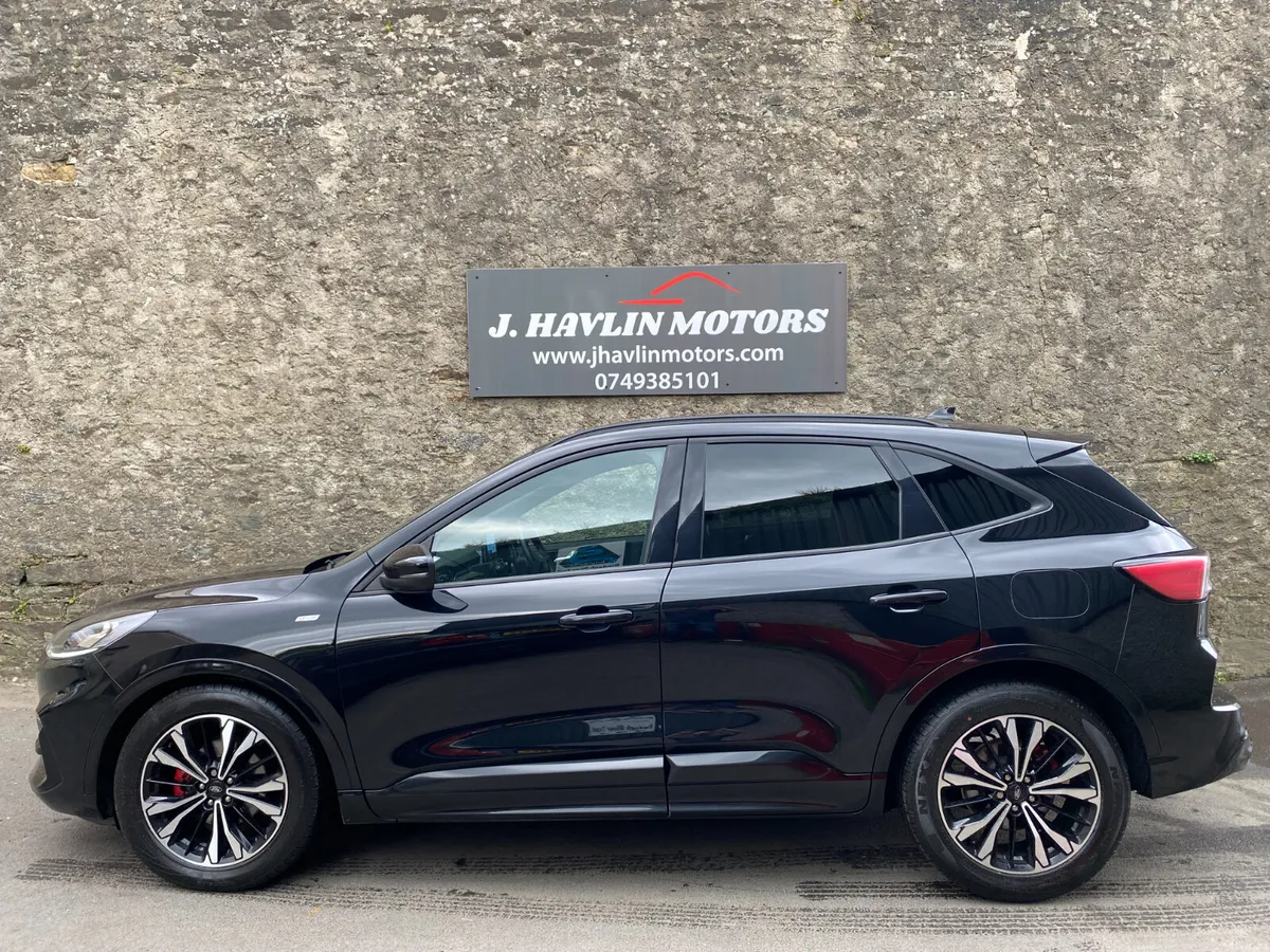 Feb 2023 Ford Kuga ST-Line X Edition - Image 6
