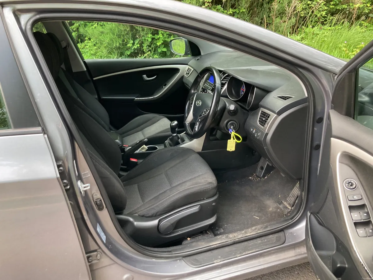 2014 Hyundai i30 1.6 Diesel Deluxe - Image 4