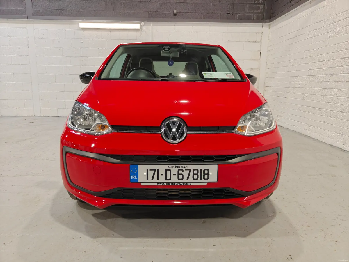 2017 VOLKSWAGEN UP AUTOMATIC BEATS BY DRE - Image 2