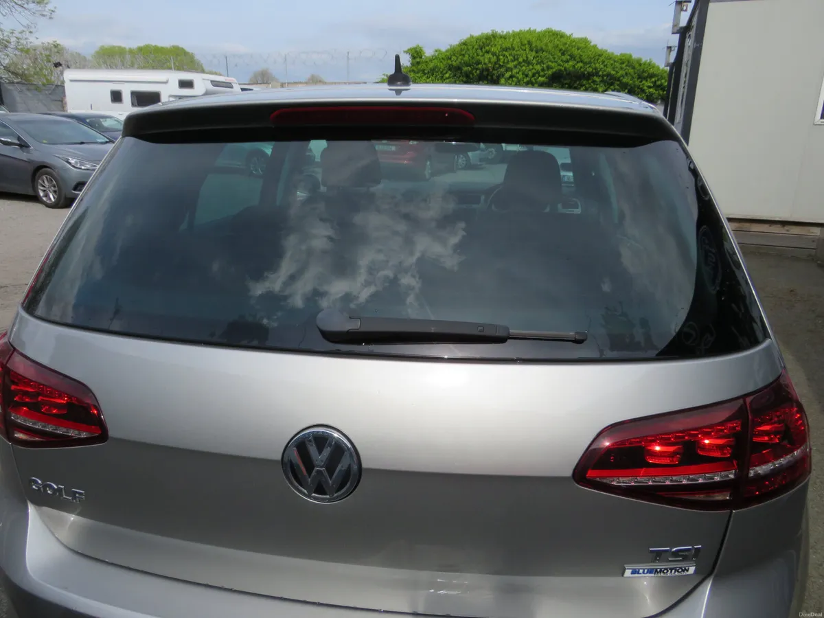 16 VW GOLF 5DR 1.2 TSI  PETROL AUTOMATIC - Image 5