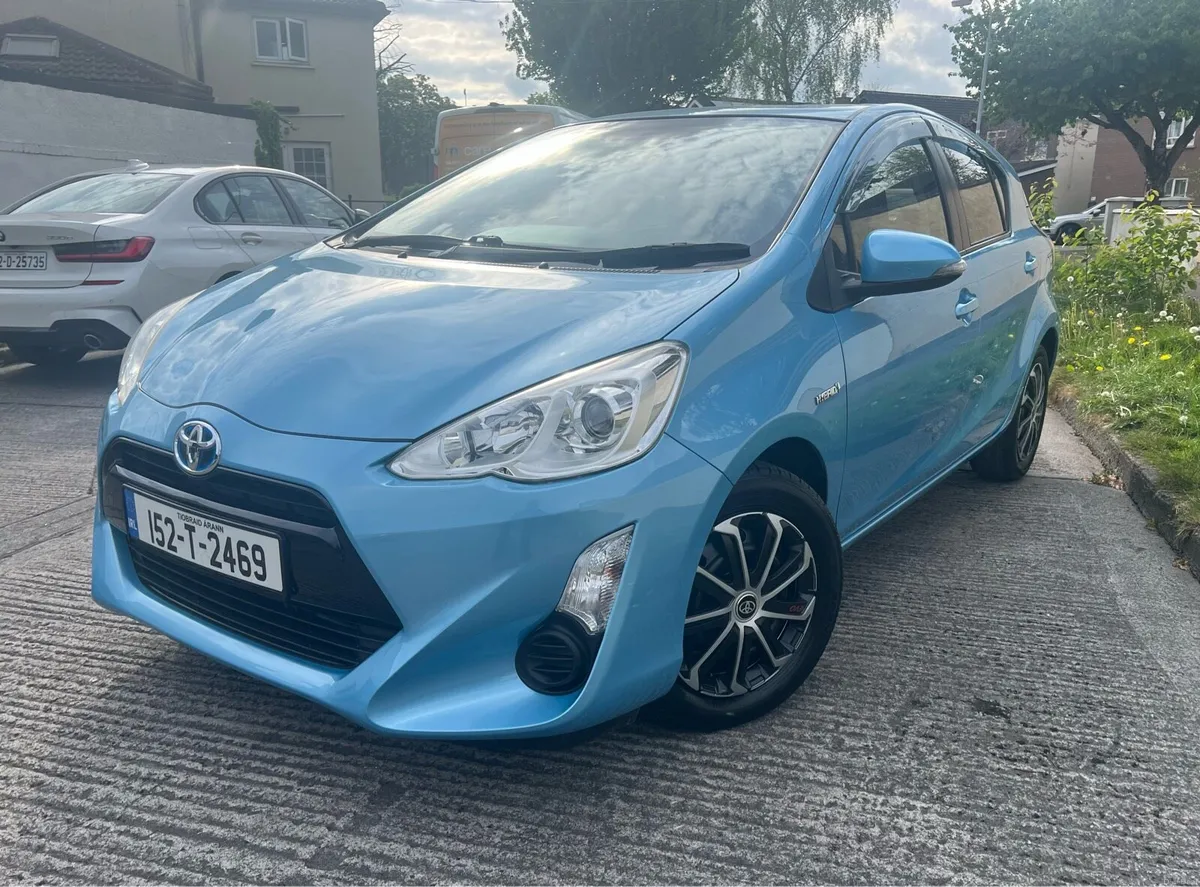 Toyota Aqua Auto Hybrid Nct 23/04/27  Tax 30/06/26 - Image 3