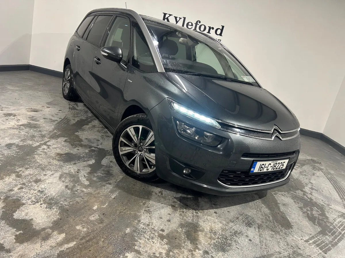 Citroen C4 2016 Automatic 7 seater - Image 1