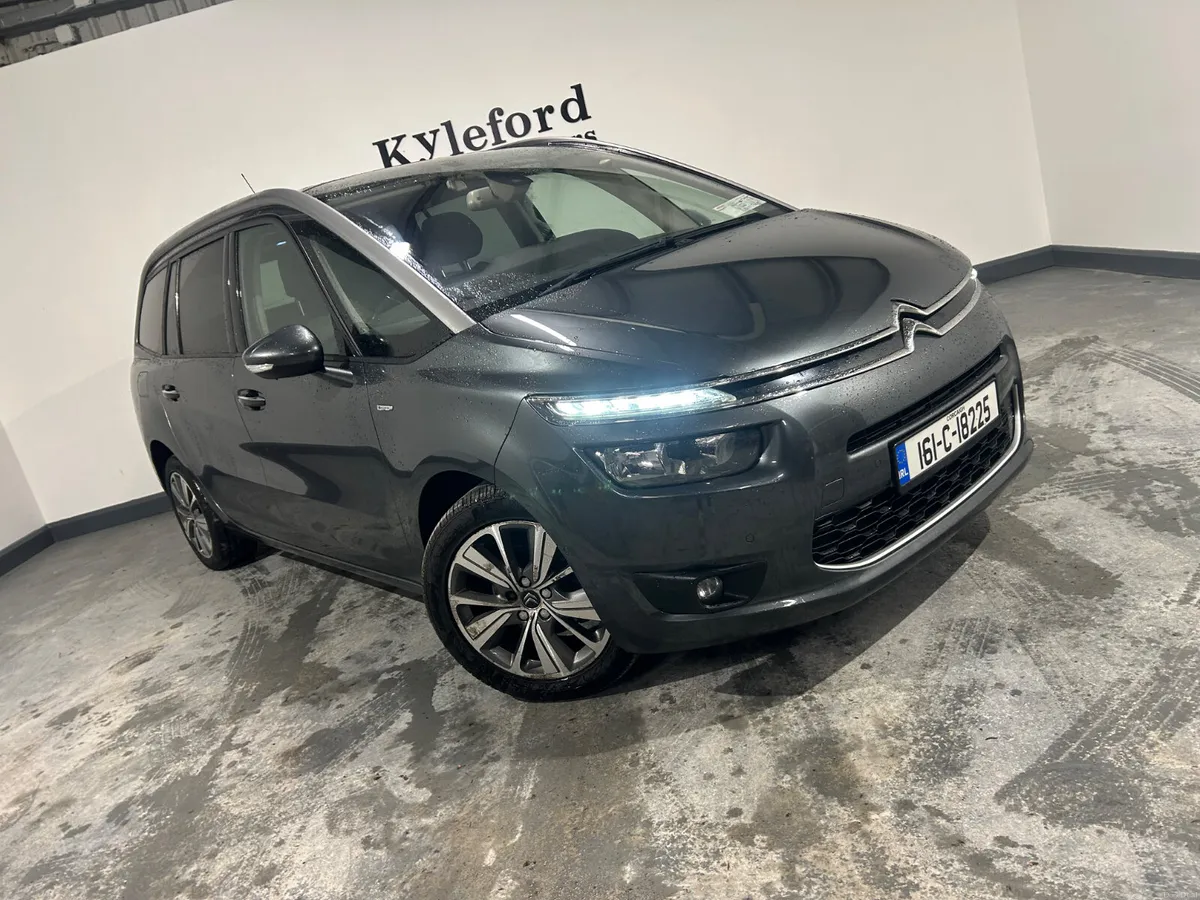 Citroen C4 2016 Automatic 7 seater - Image 4