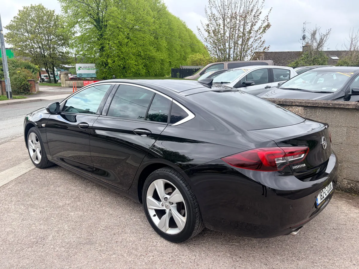 Opel Insignia Elite low milage - Image 2