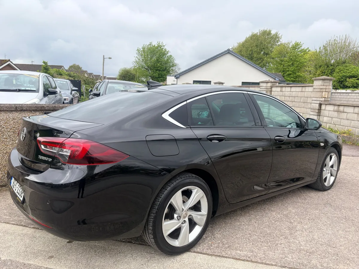 Opel Insignia Elite low milage - Image 4