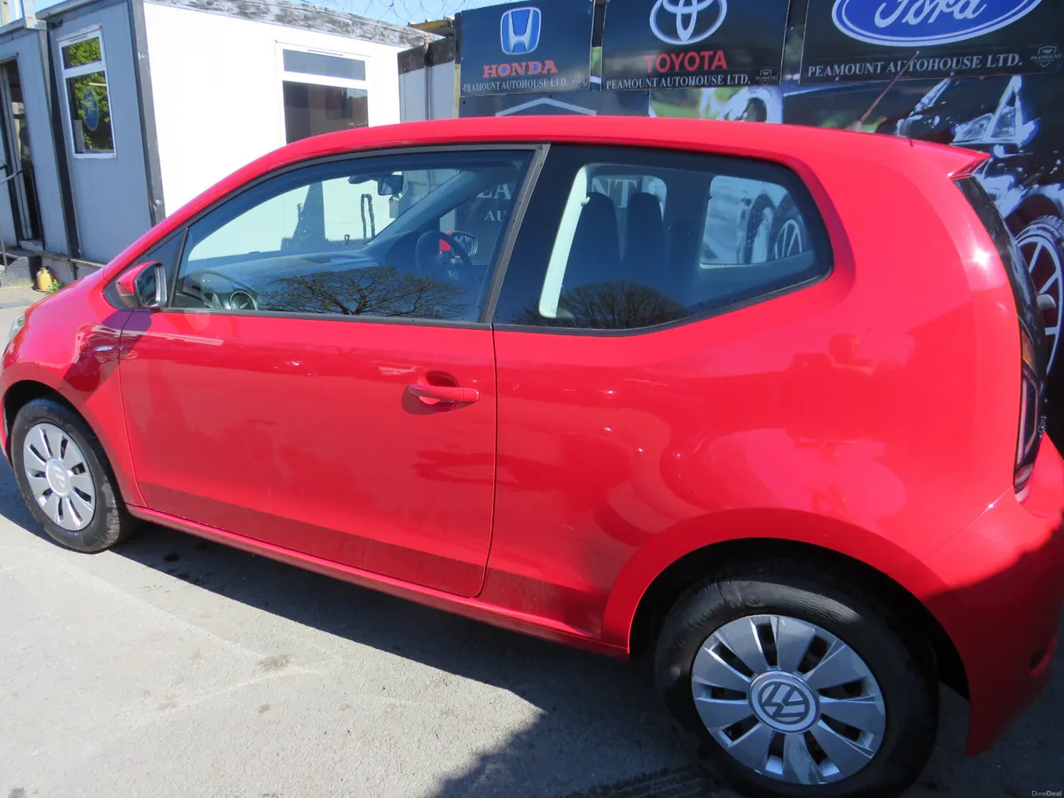 19 VW UP 1LT PETROL AUTOMATIC NCTD 28 - Image 5