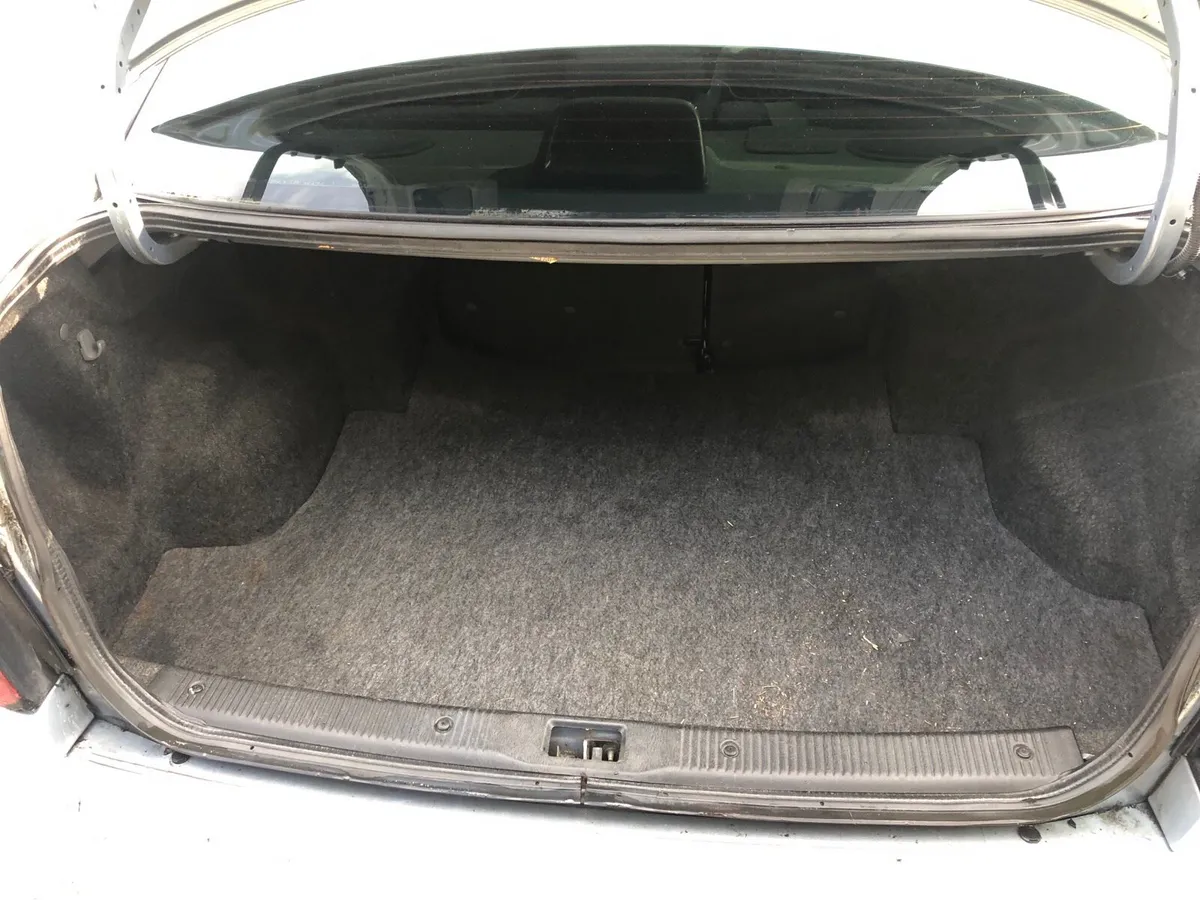 Nissan almera 1.5 petrol just passed nct 2 keys - Image 6