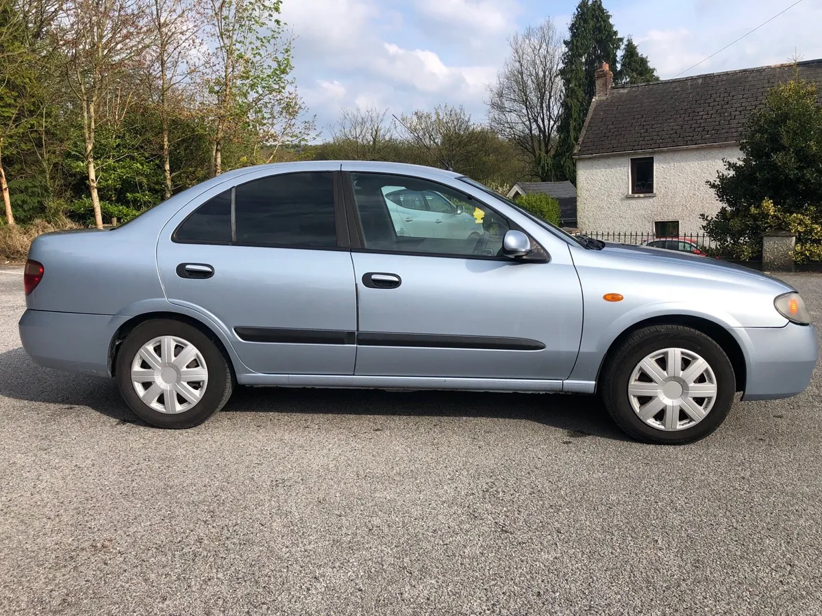 Nissan almera 1.5 petrol tax & nct 2 keys - Image 4