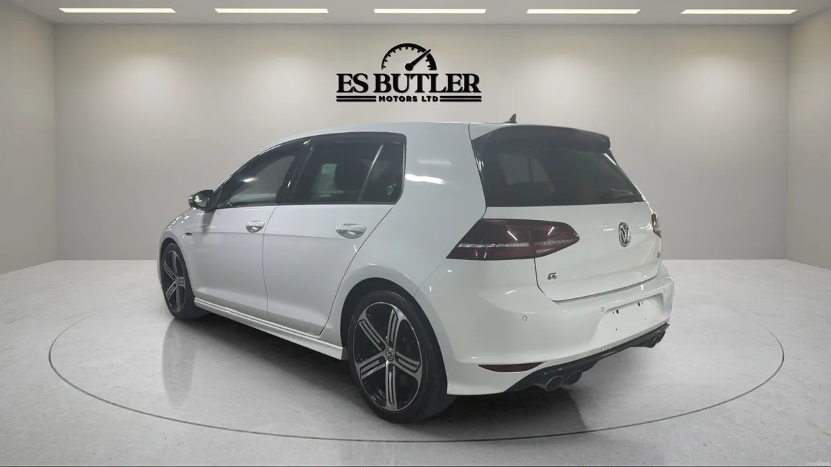 2014 VW Golf R 2.0L AUTO 300BHP 4MOTION  LOW KMS - Image 2