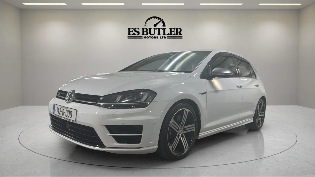 2014 VW Golf R 2.0L AUTO 300BHP 4MOTION  LOW KMS - Image 1