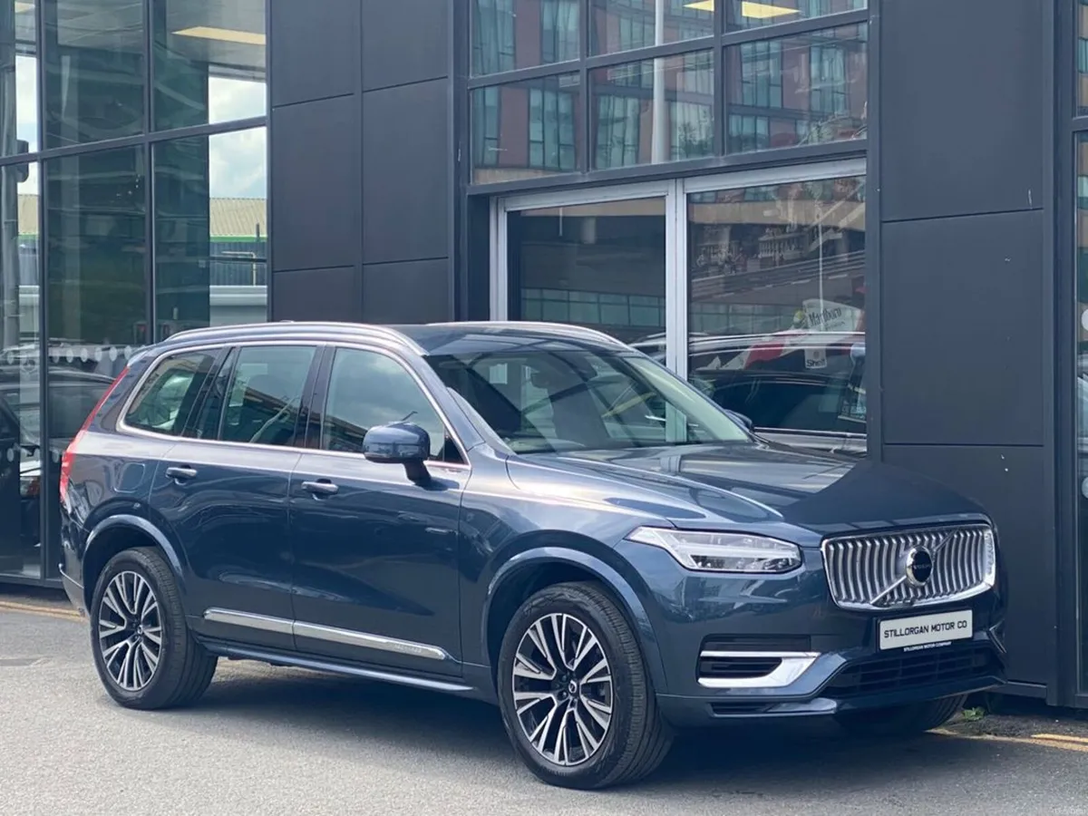 Volvo XC90 T8 Core AWD Auto (PHEV) - Image 3