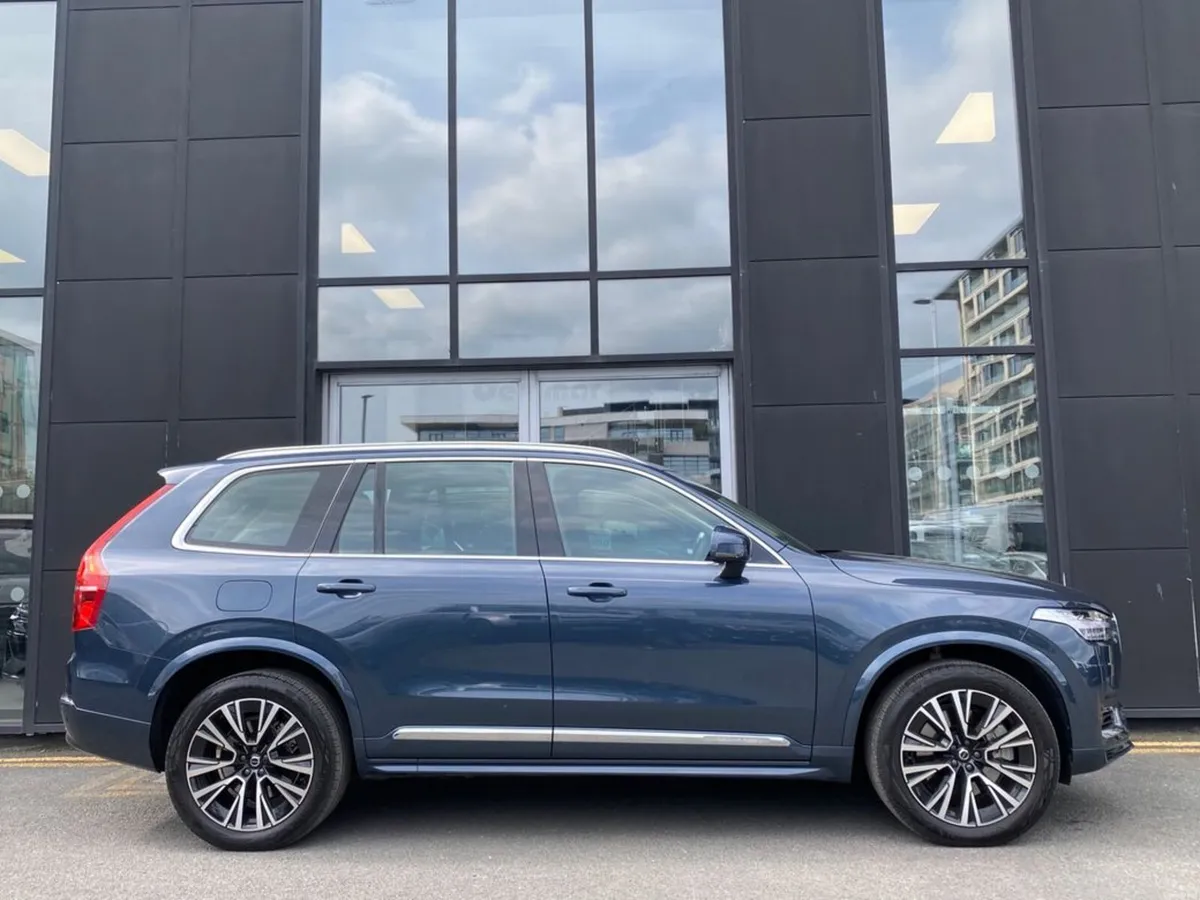Volvo XC90 T8 Core AWD Auto (PHEV) - Image 4