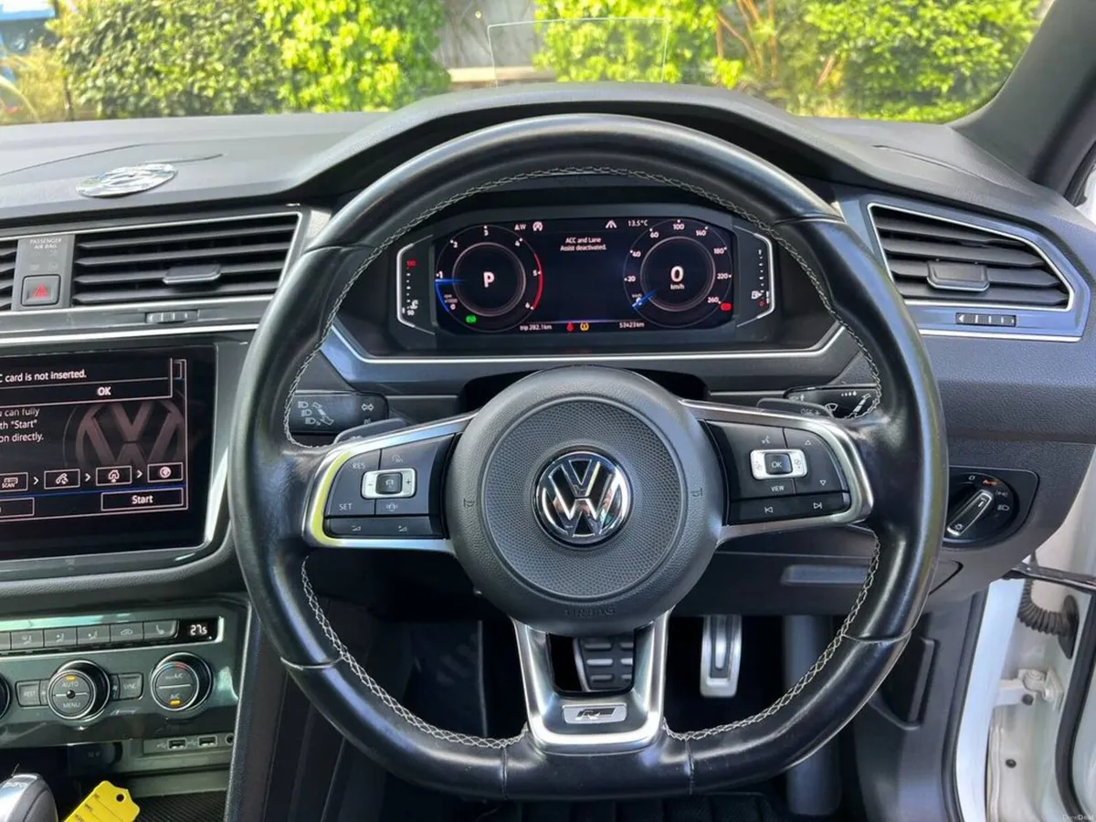 Volkswagen Tiguan R-LINE 4MOTION 2.0 TDI // HEADS- - Image 4
