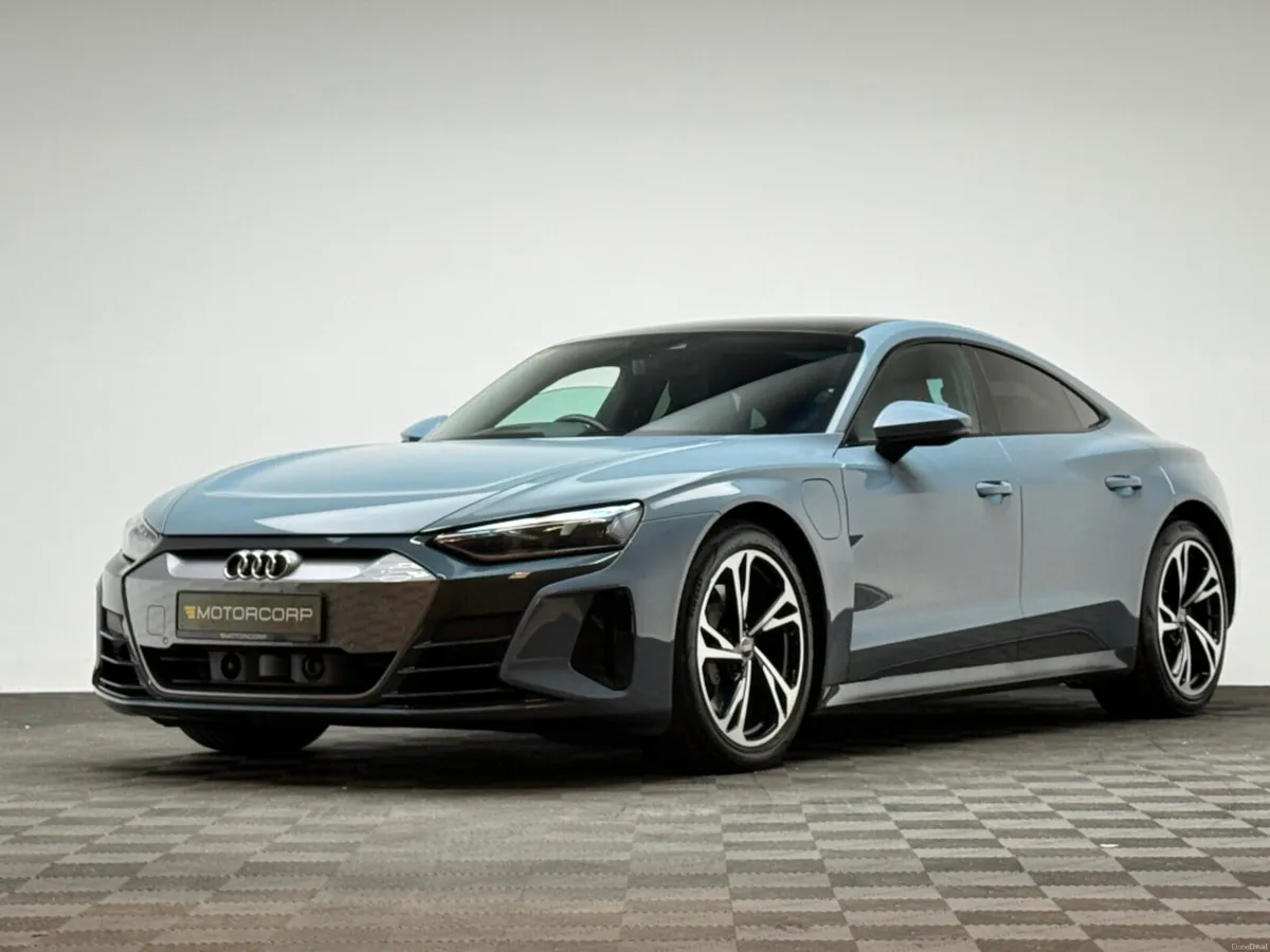 Audi e-tron GT GT 522HP QUATTRO *PAN ROOF* - Image 3