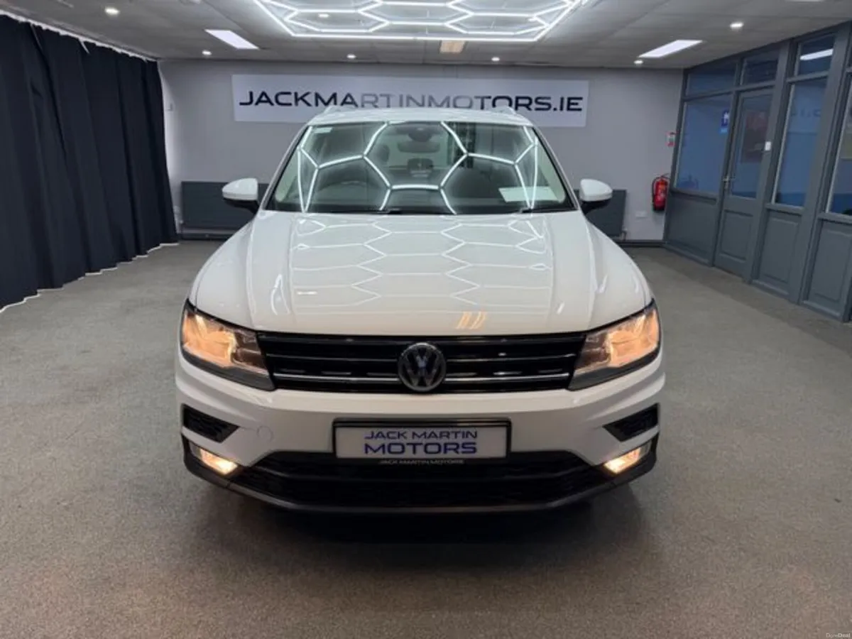 Volkswagen Tiguan SE NAV TDI BMT - Image 2