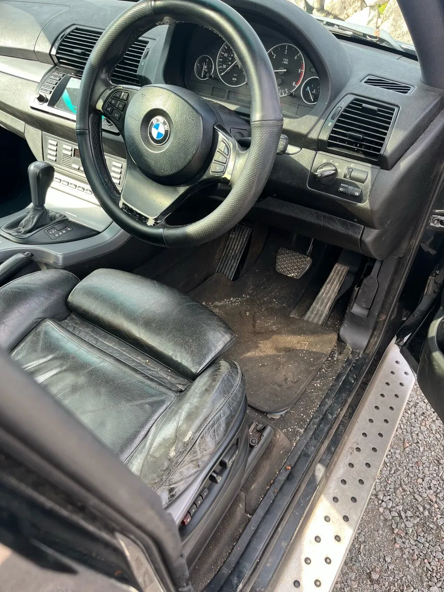 Bmw x5 - Image 4