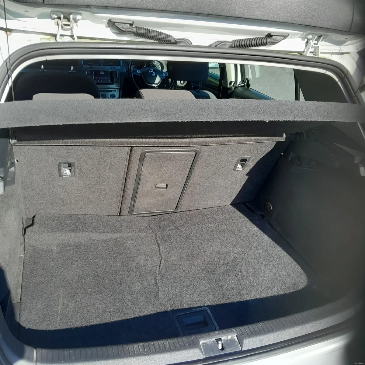 Volkswagen Golf 2012 - Image 2