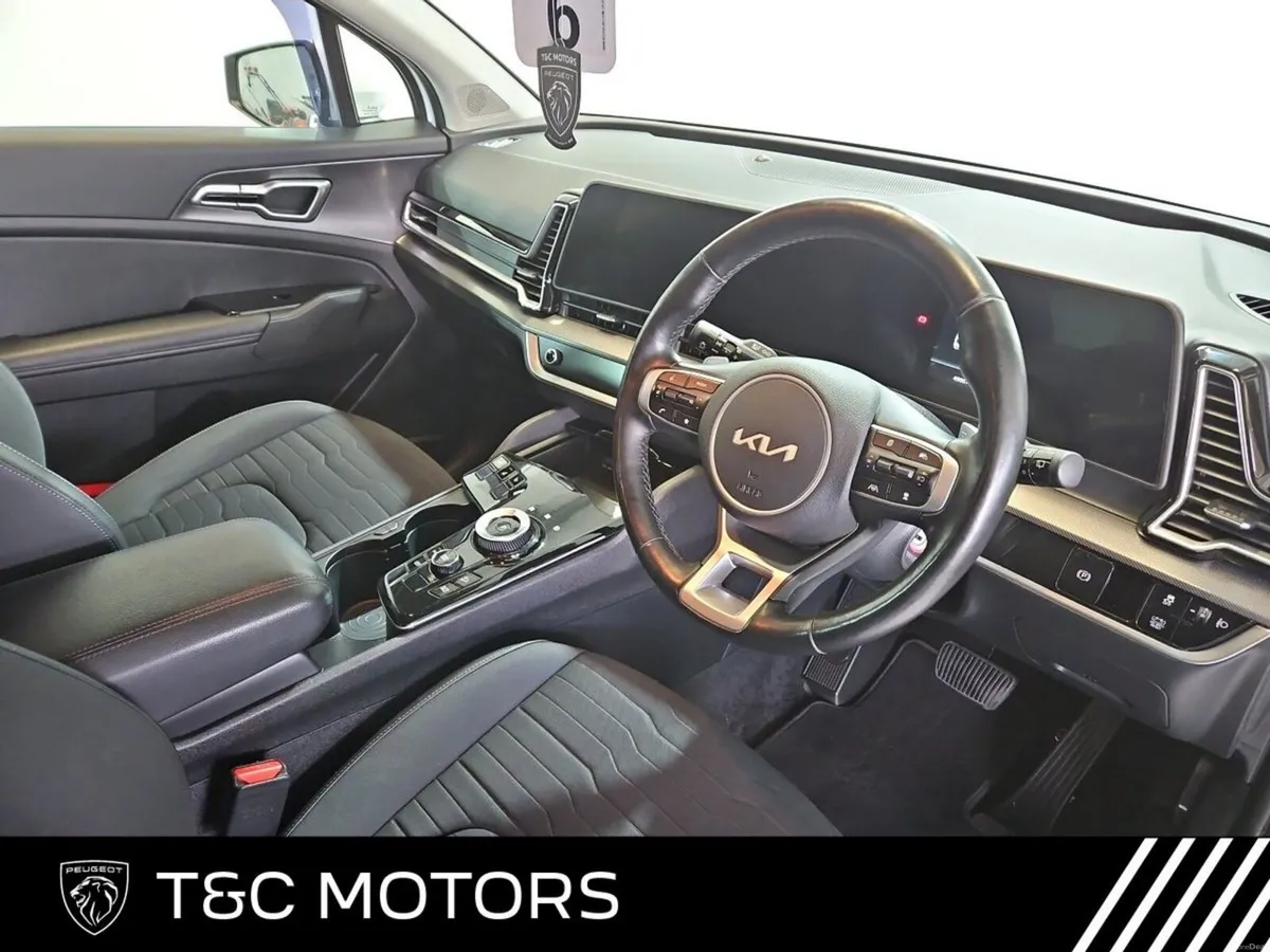 Kia Sportage HEV K3 AUTO - *Low Mileage* Huge spec - Image 6